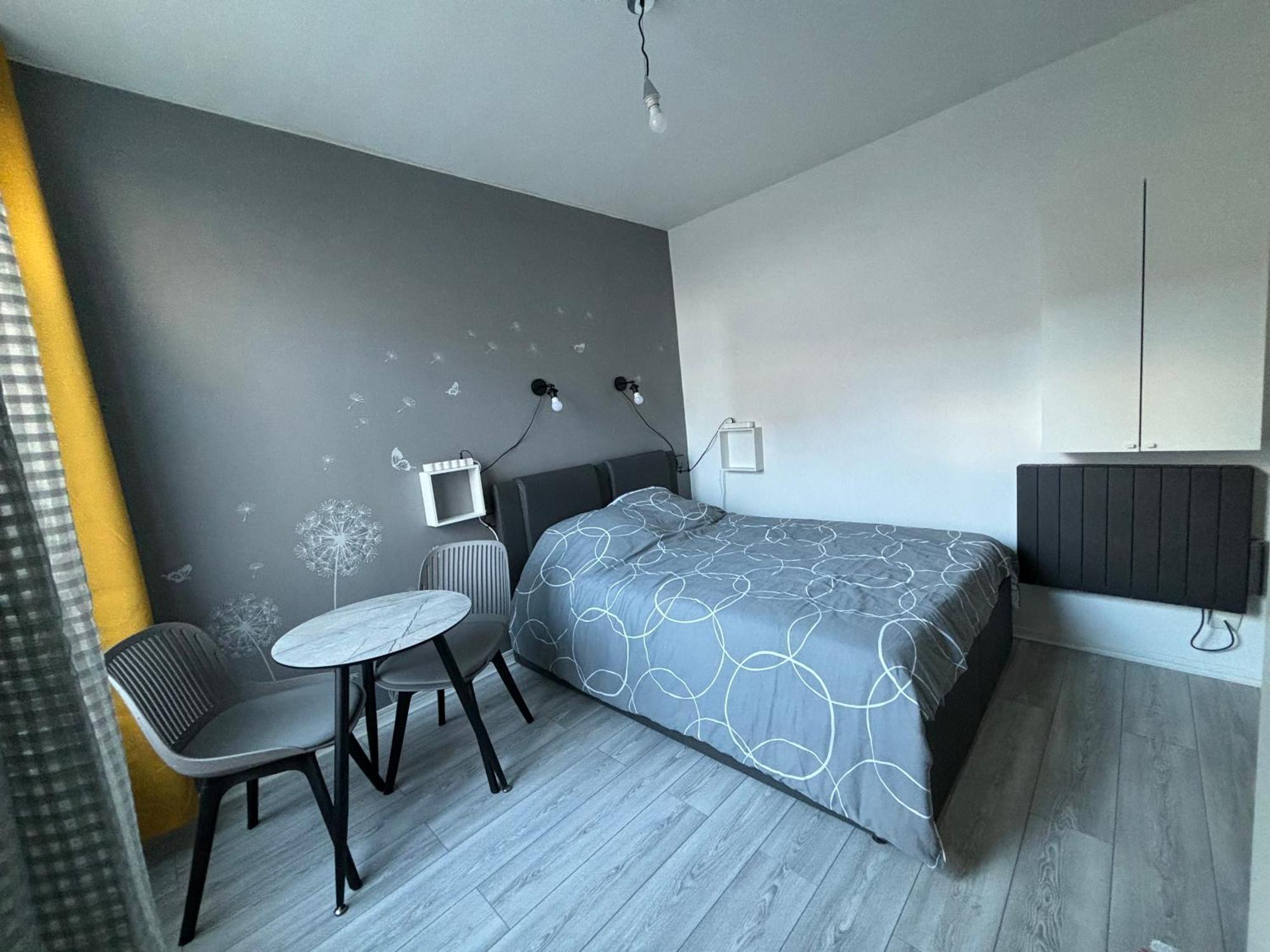 Studio A 7 Min Du Metro Le Kremlin-Bicetre - Proche Paris Villejuif Exterior photo